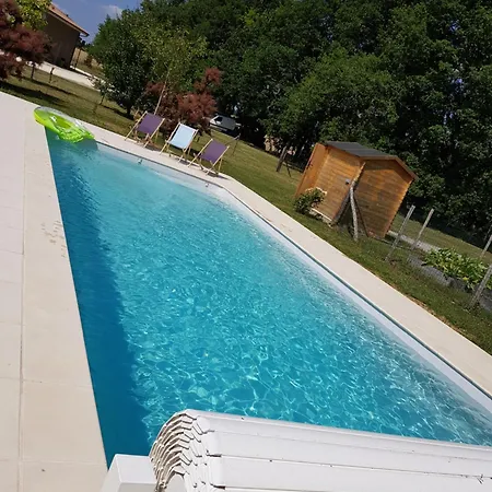 בית הארחה In The Dordogne *